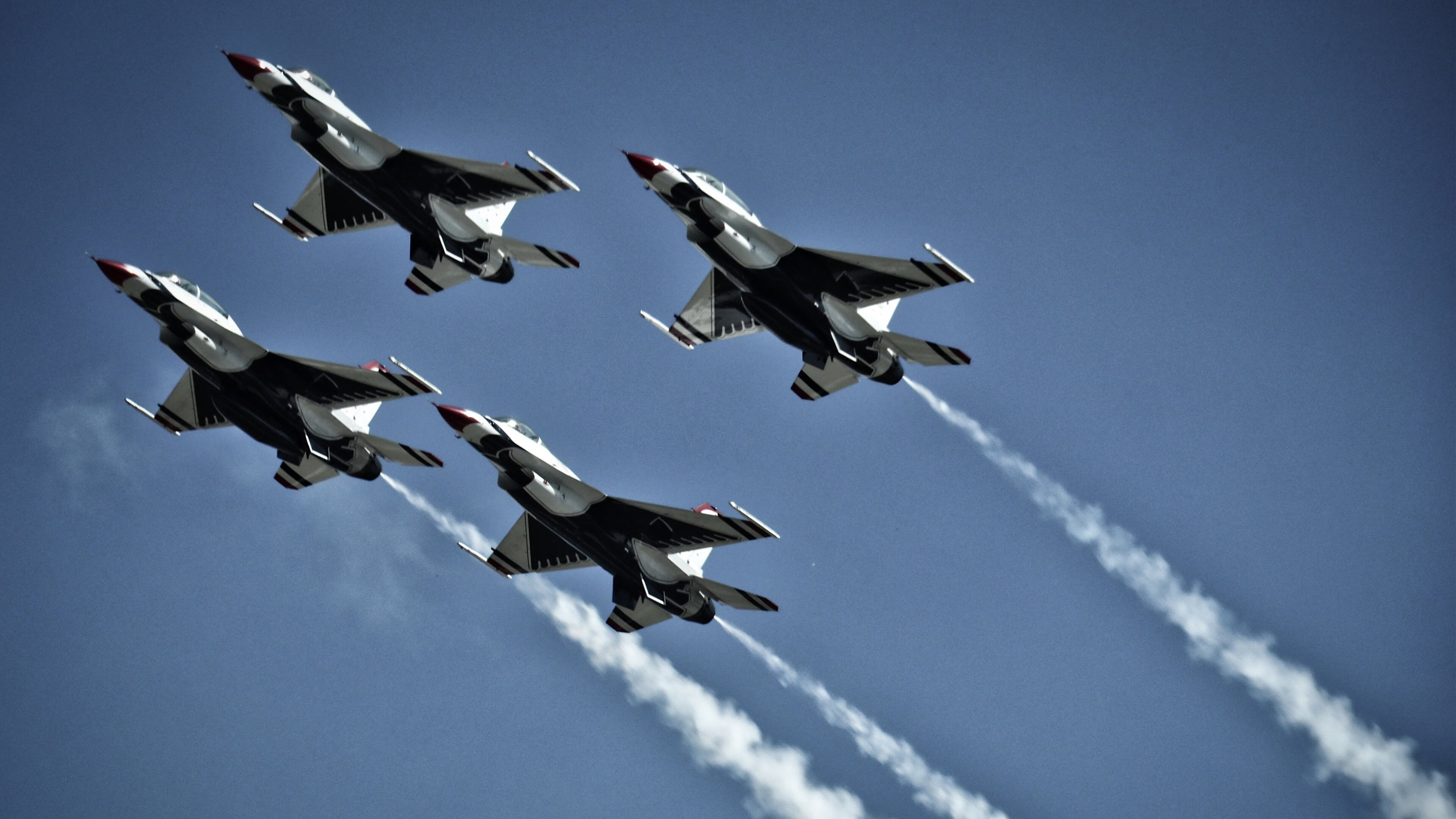 “速度与技巧!新都香城福乐球赛激烈进行”